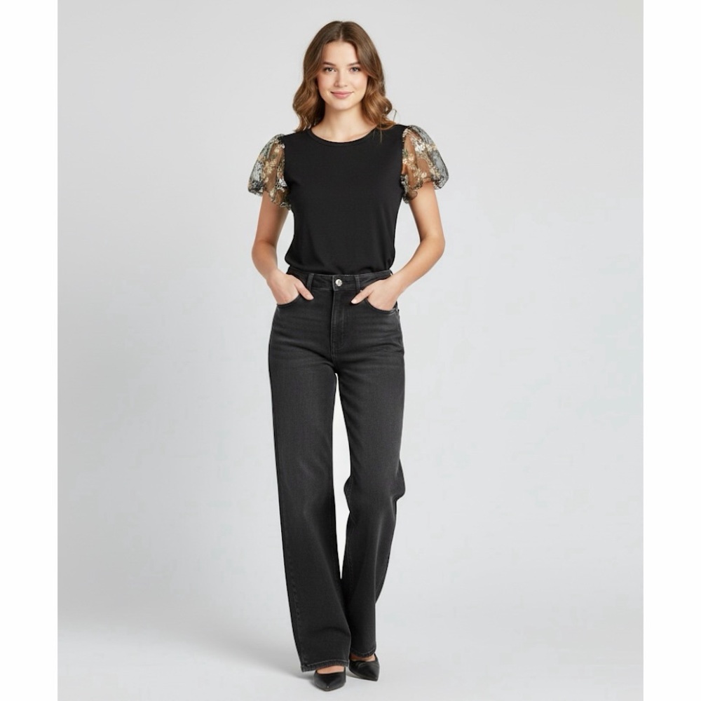 Sadie & Love | Floral Mesh Embroidered Short Sleeve Shirt